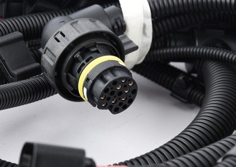 Жгут проводов двигатель/модуль КПП