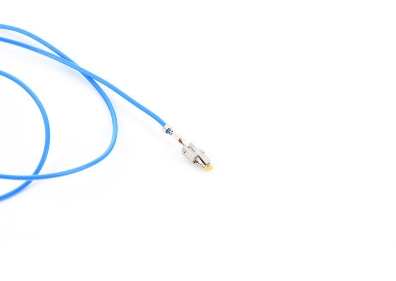 Пружинящий контакт