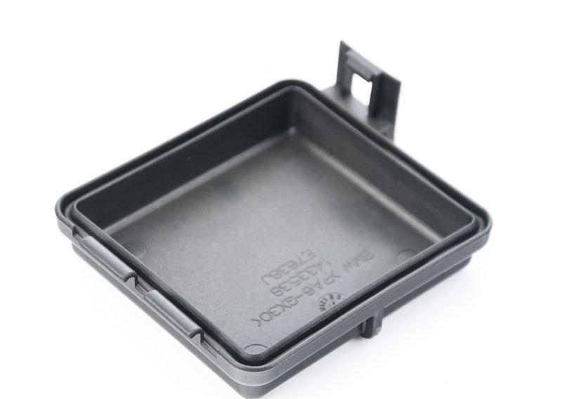 Крышка блока реле