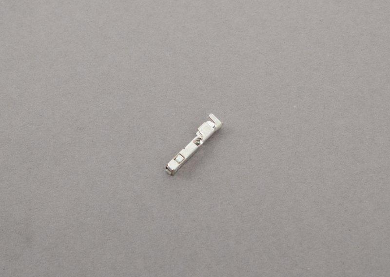 Гнездовой контакт