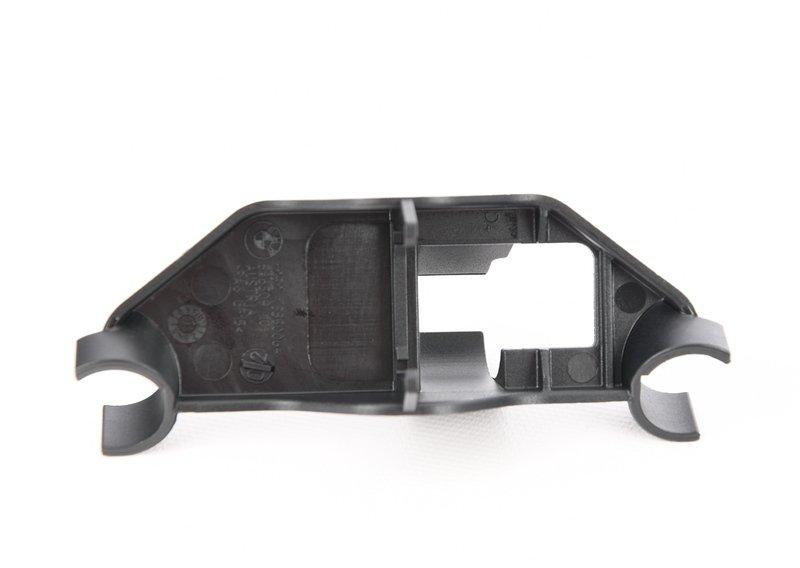 Держатель провода лямбда-зонда