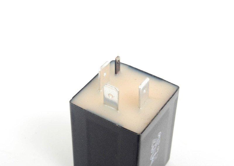 Реле топливного насоса