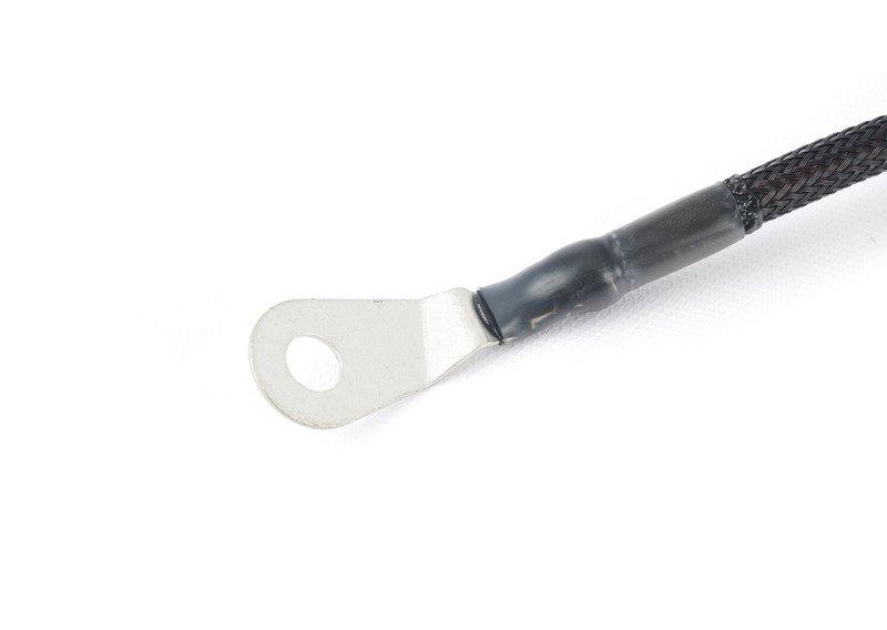 Провод подачи напряжения