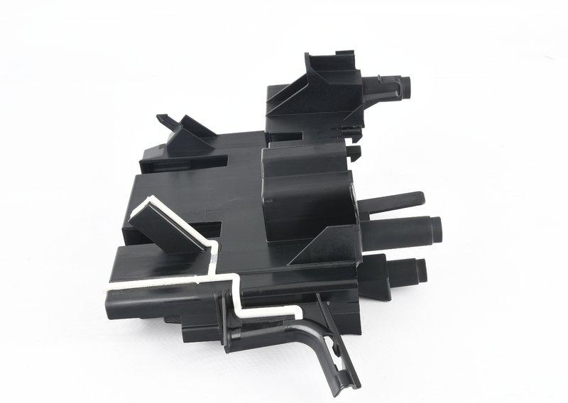 Держ.блоков отсека управл.электроники