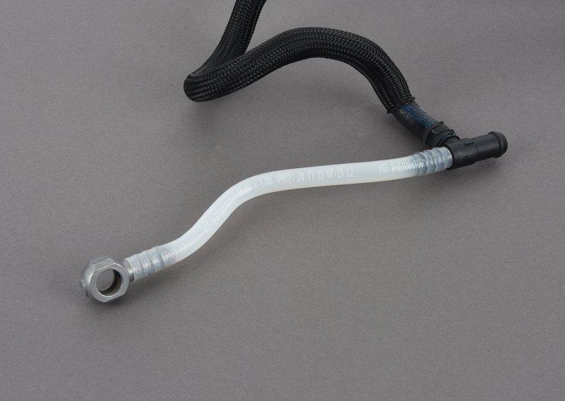 Возвратный топливопровод