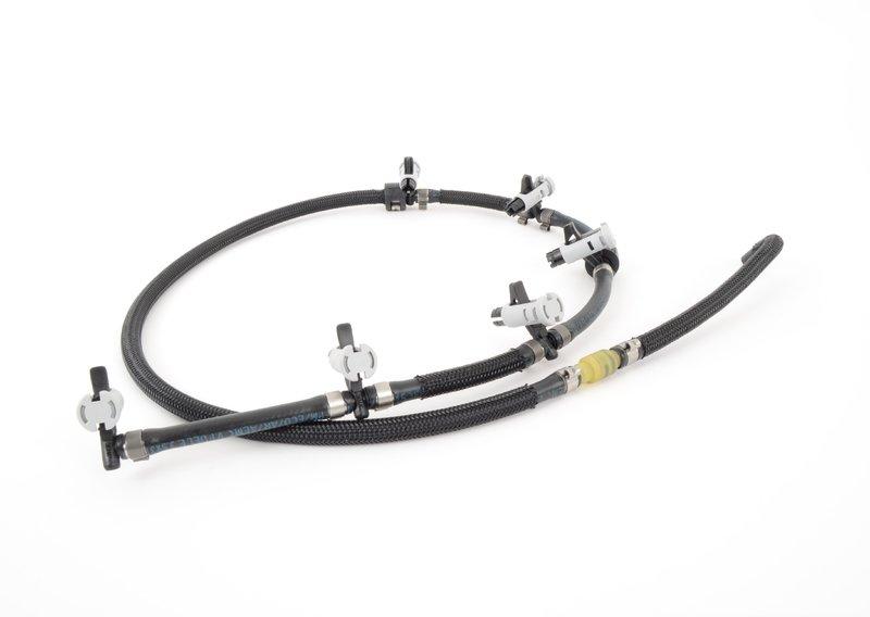 Трубопровод для слива просачив.топлива