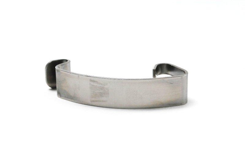 Скоба крепления пружины