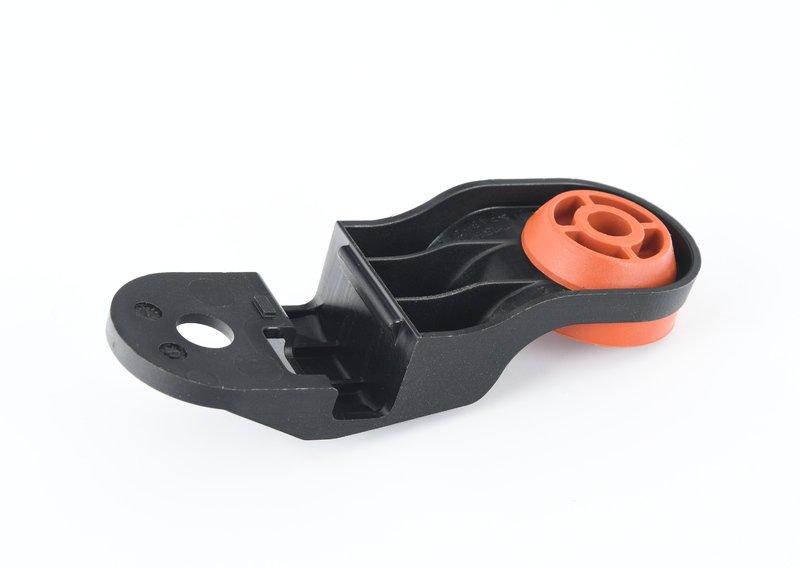 G30/G31/G32 Кронштейн резонатора