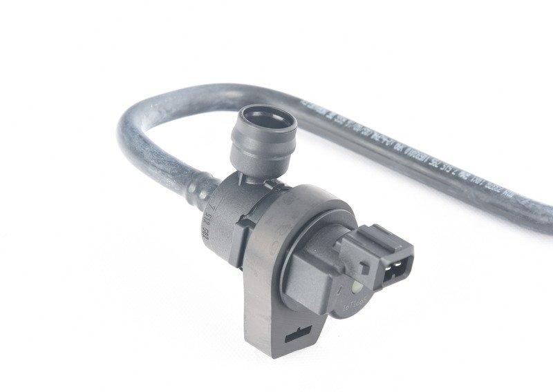 Клапан вентиляции топл.бака с трубопр.