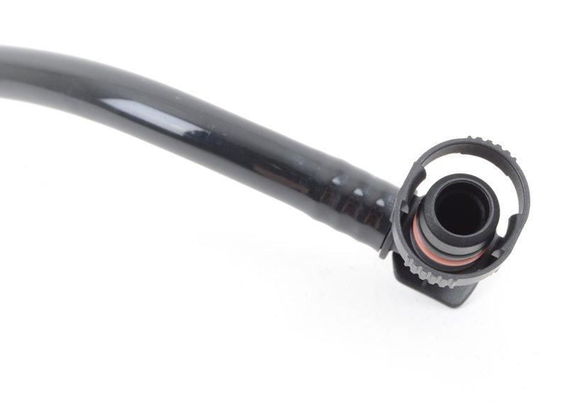 Трубопровод вентиляции топливного бака