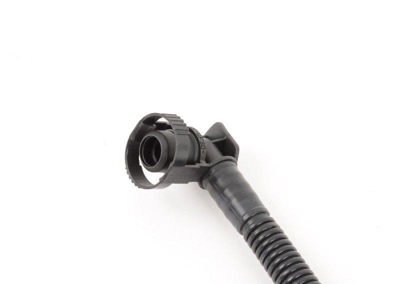 Трубопровод вентиляции топливного бака