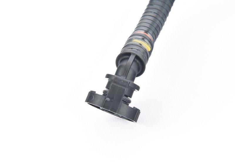 Трубопровод вентиляции топливного бака