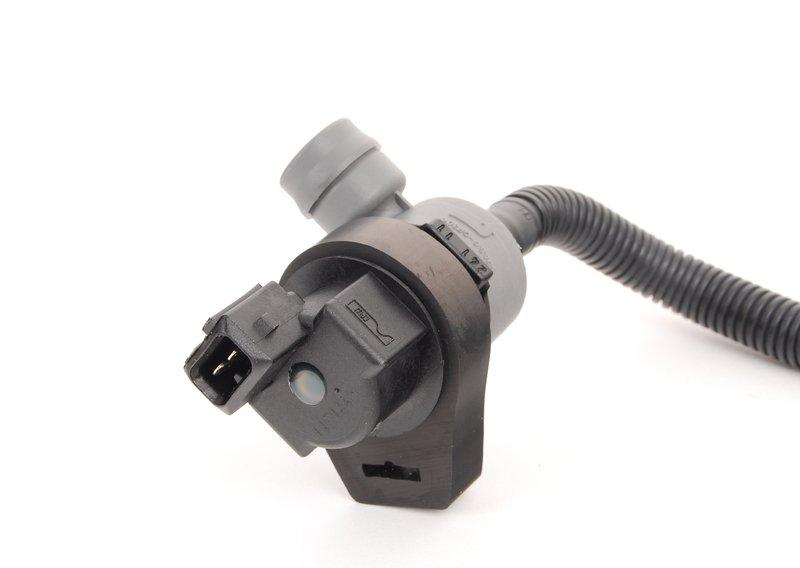 Клапан вентиляции топл.бака с трубопр.