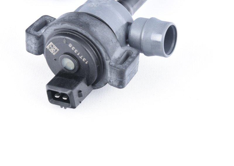 Клапан вентиляции топл.бака с трубопр.