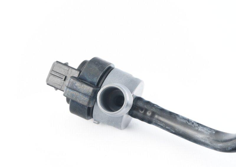 Клапан вентиляции топл.бака с трубопр.