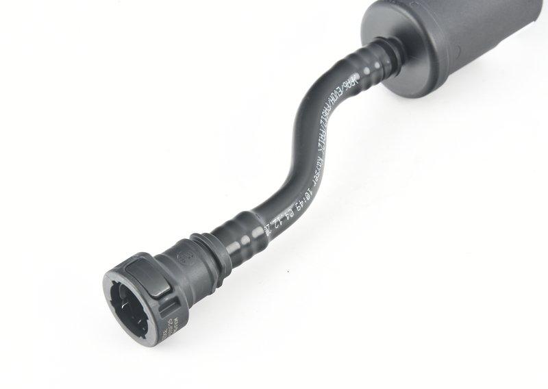 Трубопр.вентил.топл.бака с резонатором