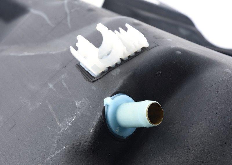 Топливный бак пластмассовый