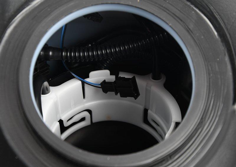 Топливный бак пластмассовый