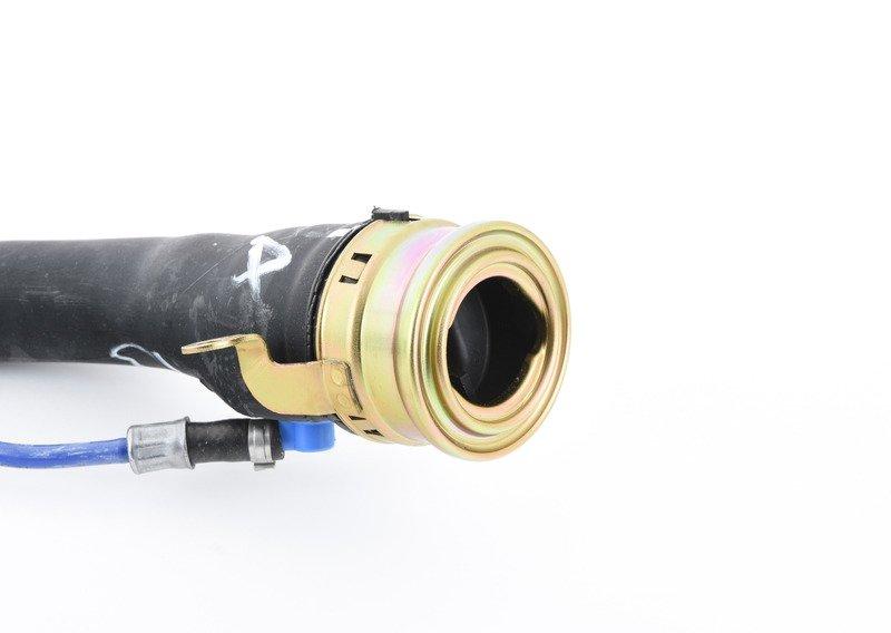 Труба наливной горловины пластмассовая