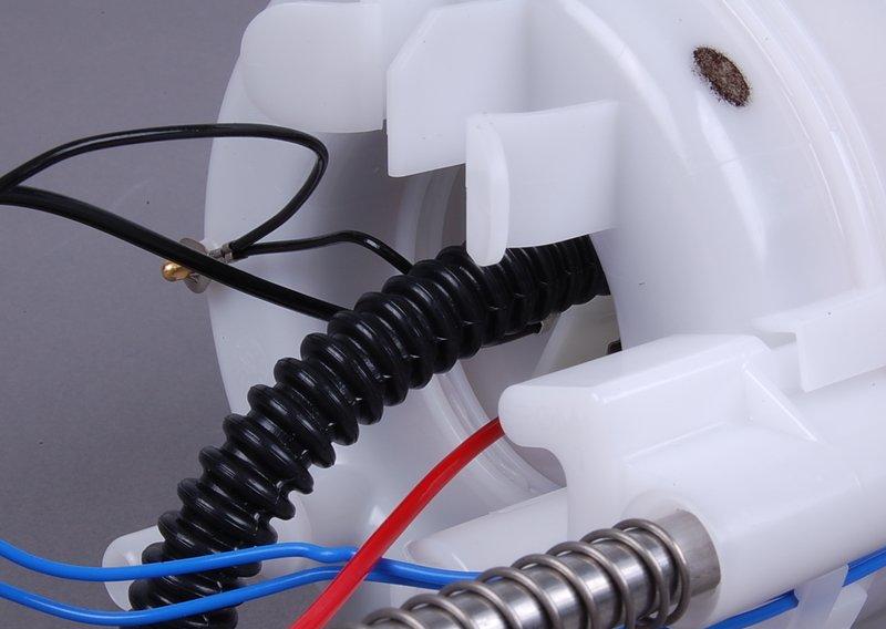 топливный насос е70 3.0 бензин