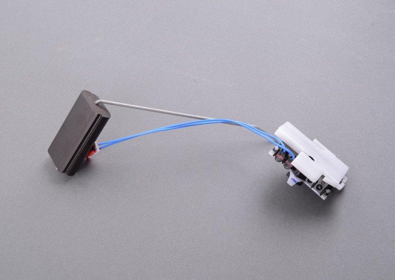 E70/F15 датчик топлива в баке правый