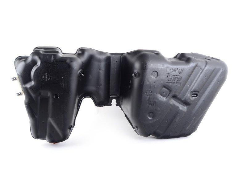 Топливный бак пластмассовый  F30/31/34/35/32/33/36  F80 M3  F82 M4