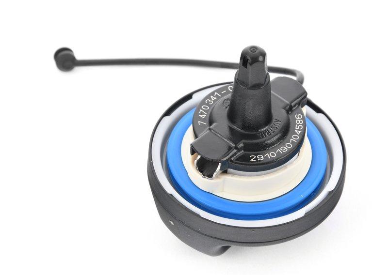 Запорный механизм топливного бака