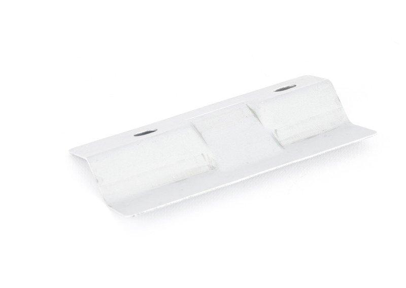 Щиток, защищающий от ударов камней Л