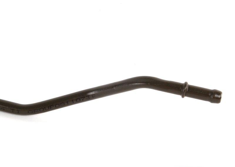 Трубопровод подвода топлива сзади