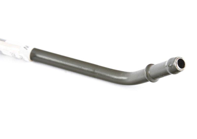 Возвратный топливопровод сзади