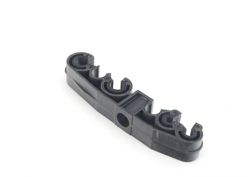 Зажим трубопровода