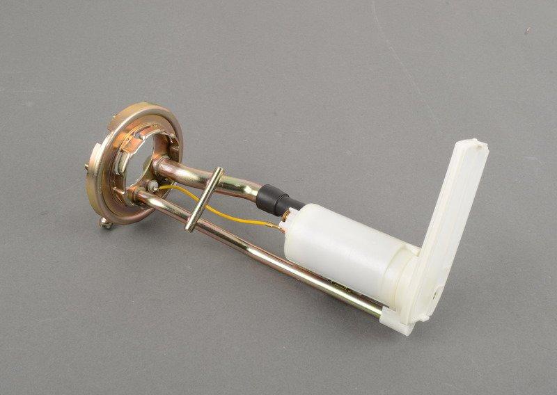 Всасывающее устройство с насосом