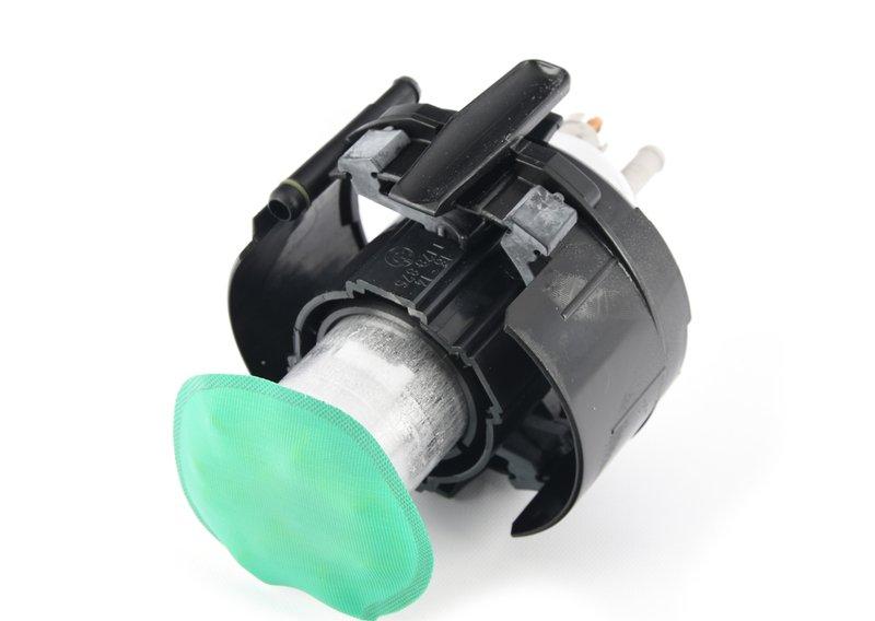 Всасывающее устройство с насосом