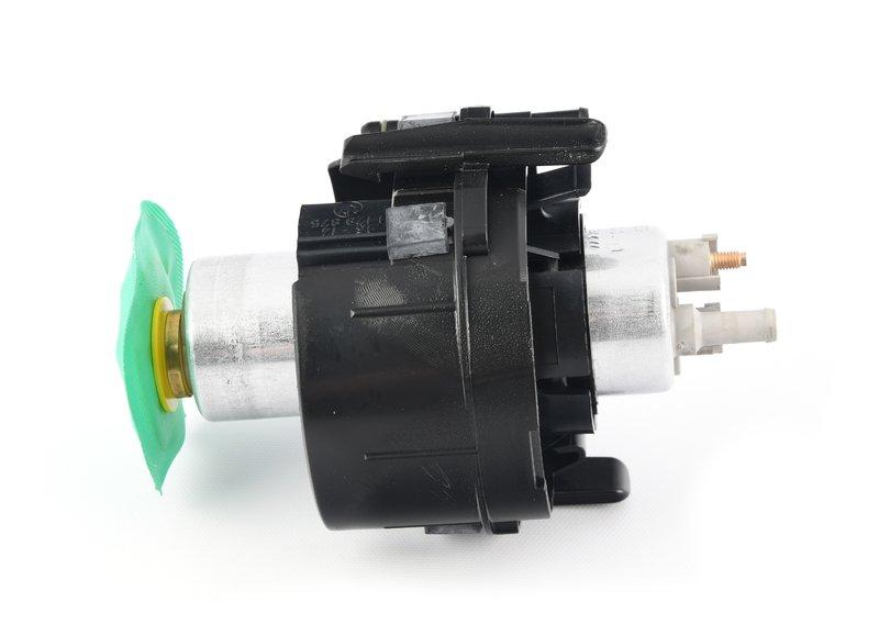 Всасывающее устройство с насосом