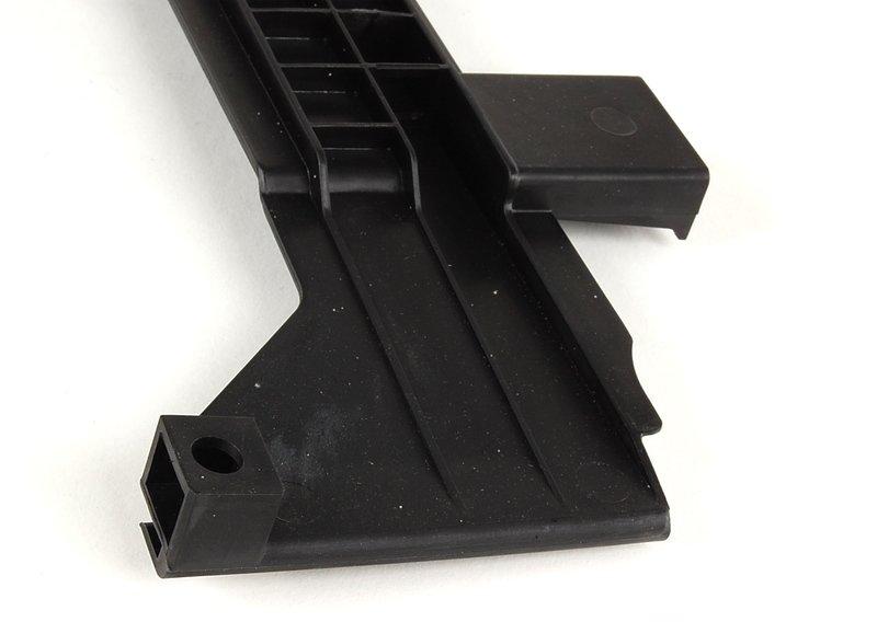 E46 Монтажная плата расширительного бачка