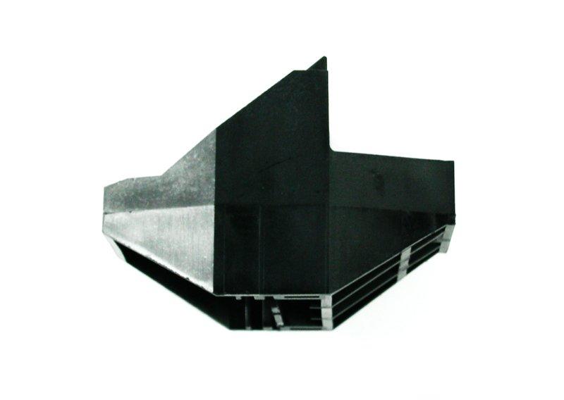 Кронштейн радиатора водяного охлаждения