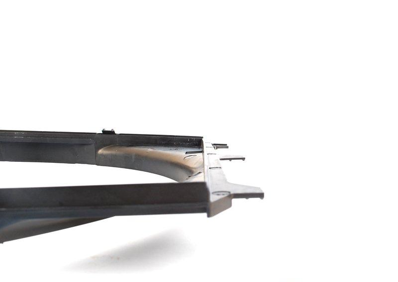 Кожух вентилятора с заслонками