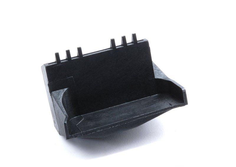 E39/E38 Кронштейн радиатора  Л