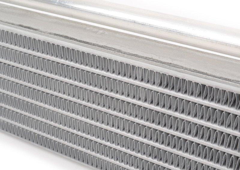 F8x радиатор масляный