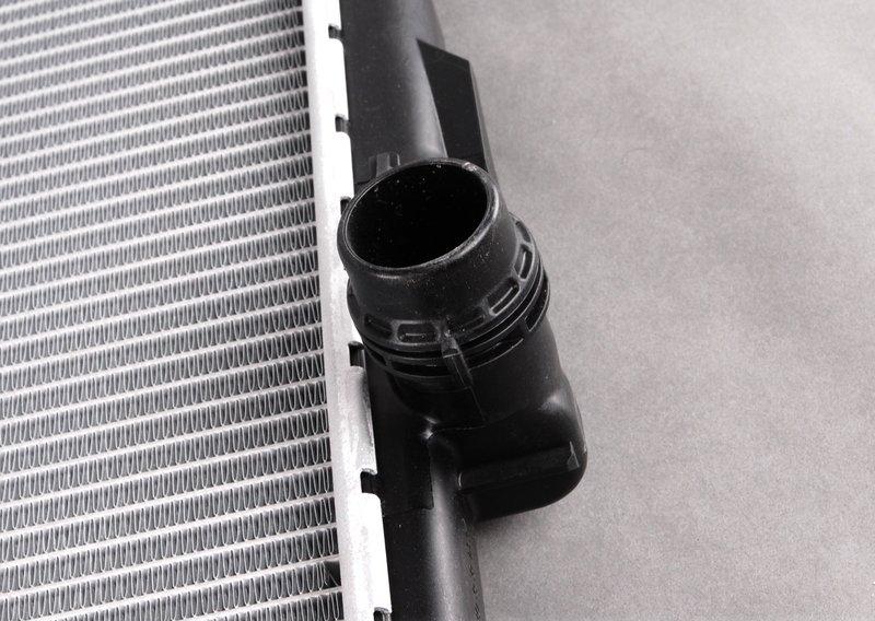 Радиатор. охлаждение двигателя