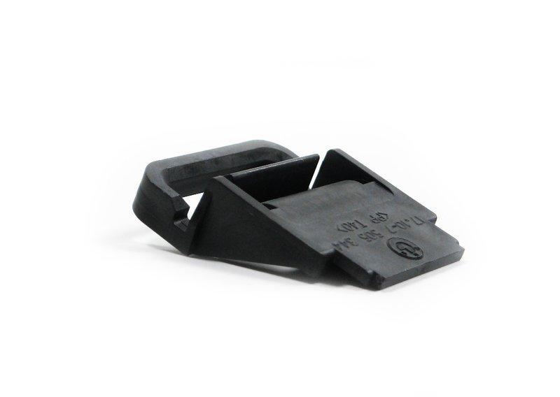 Кронштейн кожуха вентилятора