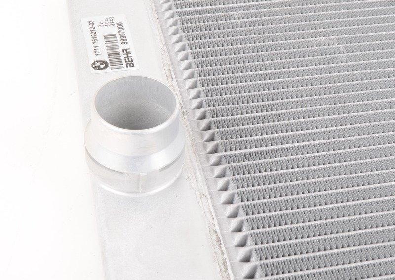 Радиатор водяного охлаждения E60