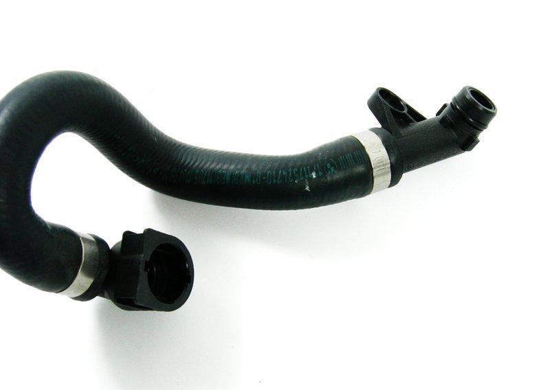 Шланг радиатор-теплообменник мот.масла