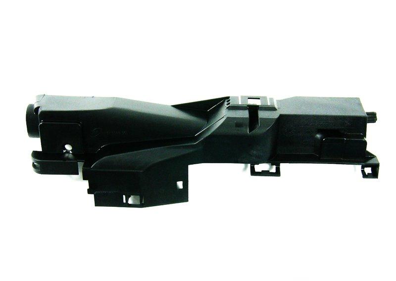 E46/E83 левое крепление рамки радиатора