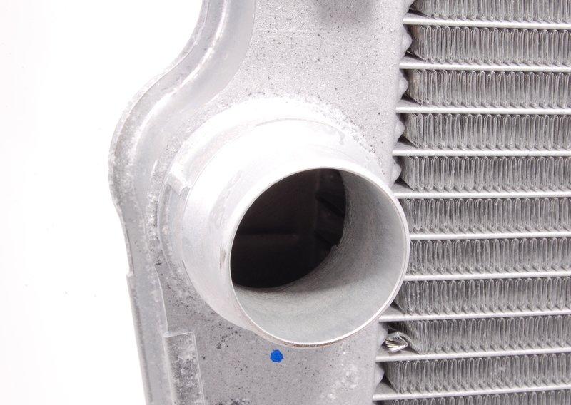 Радиатор охлаждающей жидкости  Е70