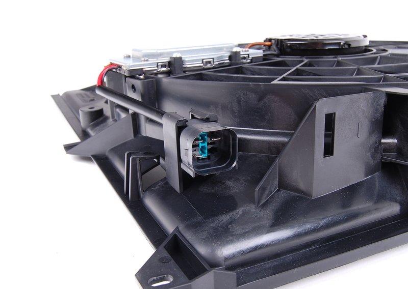 Кожух вентилятора с вентилятором