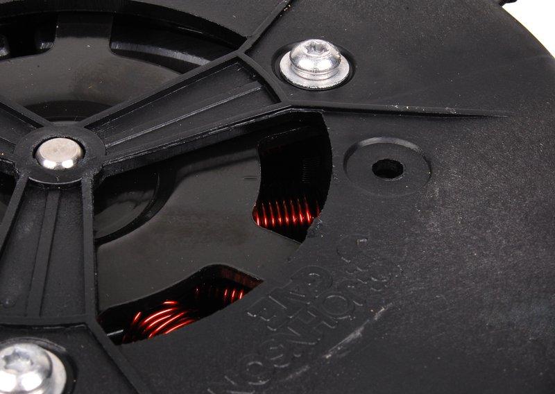 E90 вентилятор