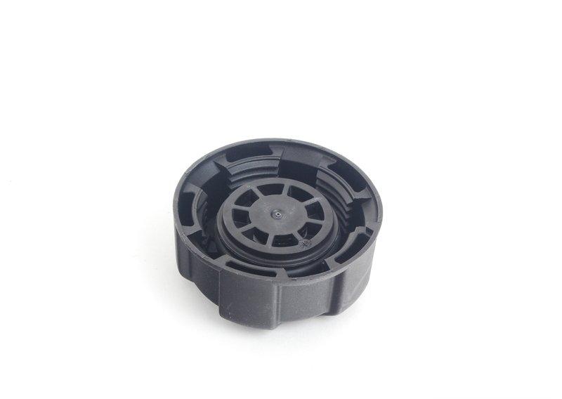 Резьбовая пробка расширительного бака