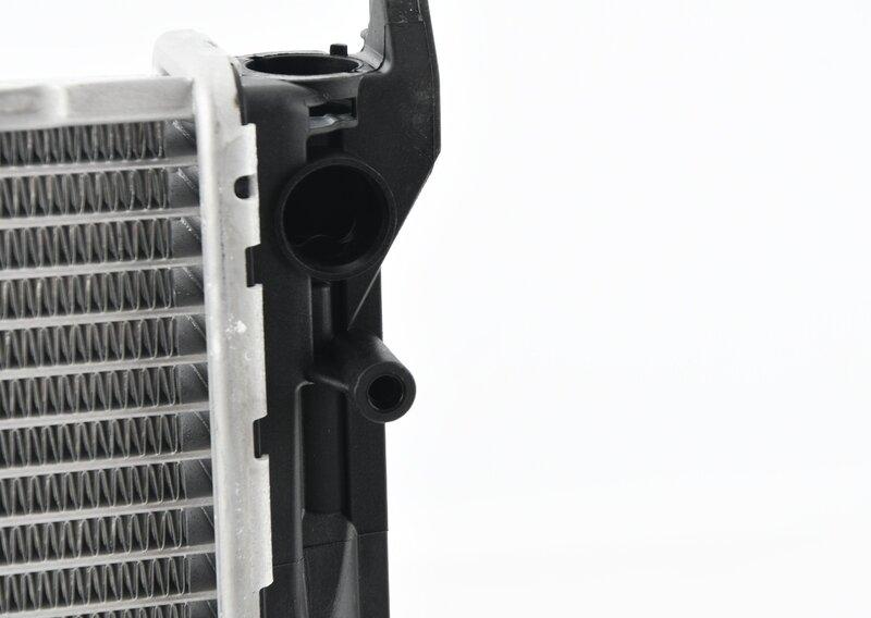 E90/E88/E84 Радиатор охлаждающей жидкости N47