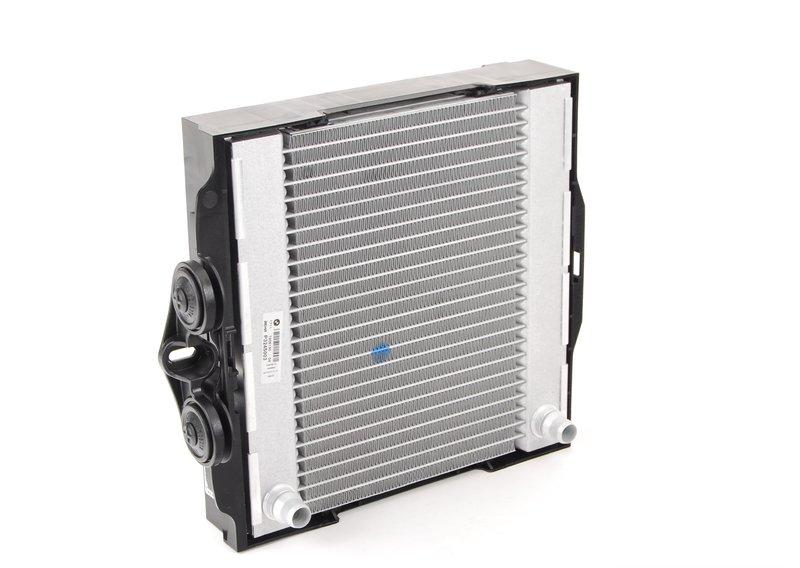 F01/F07 дополнительный радиатор